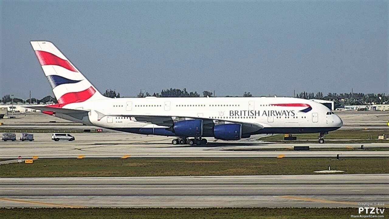 Live webcam view of Miami International Airport Runway 9/27