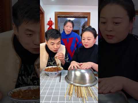 ¿Intentando engañar a mi hija otra vez? Ni de broma... #TanSabroso #VidaDePareja