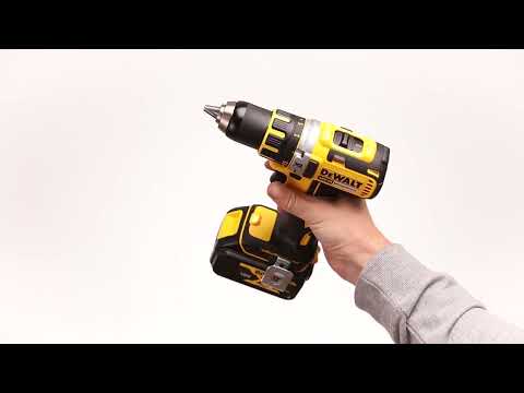 Дрель-шуруповёрт аккумуляторный бесщеточная DeWALT DCD790M2 (DCD790M2) Дрель-шуруповёрт аккумуляторный бесщеточная DeWALT DCD790M2 (DCD790M2)