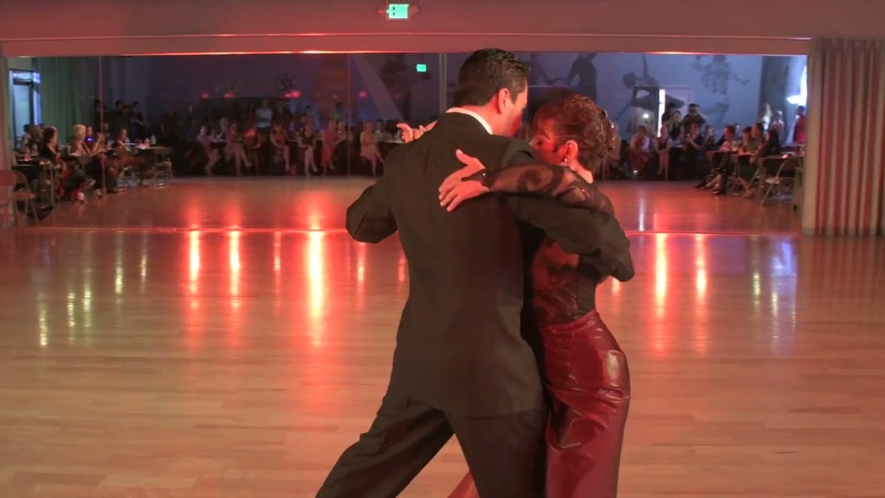 Miriam Larici and Leonardo Barrionuevo at Lead & Follow Milonga 1/3