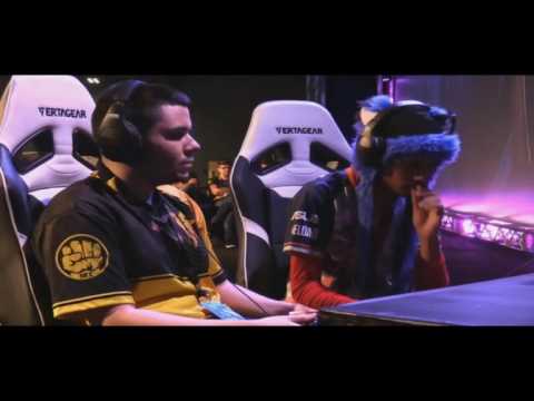 Evo 2017   Injustice 2 Round 1 Pools Sonicfox vs Noble