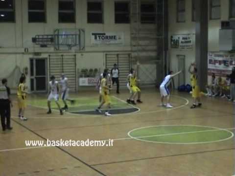 c2play off anteprima deruta foligno gara2