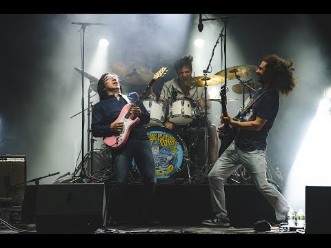 Pigeons Playing Ping Pong ft. Tomo Fujita “Lightning + King Kong w/ Signed Sealed Delivered” 7/16/21