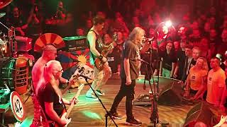 VISACÍ ZÁMEK - Povolávák (VZ42 Lucerna Music bar 5.12.2024)