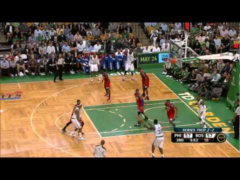 Rondo Creates for Bass, Celtics Lead