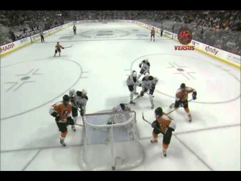 Danny Briere scores vs the Sabres - 10-26-10