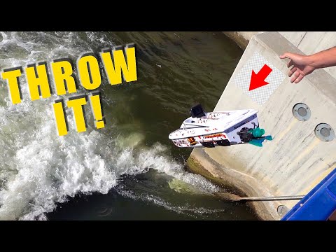 I THREW A JET BOAT off a BRIDGE! THIS HAPPENED: STREAMLINE RC V3 THRASHER | RC ADVENTURES Video