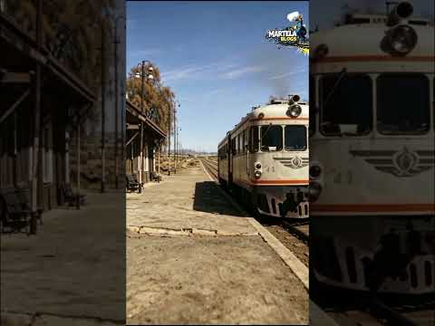El paso del Ferrobus por Challapata Oruro. #tren #vias #Bolivia