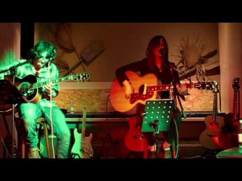 Annie Barbazza plays Anatomy Of Love