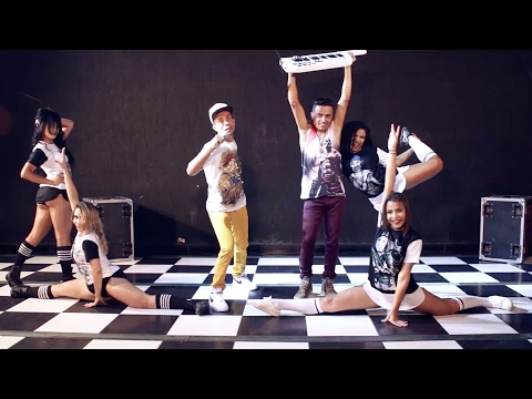 ZÉ DA VEA E CUBINHO NO TECLADO - SARRA NO GRAU - CLIPE OFICIAL