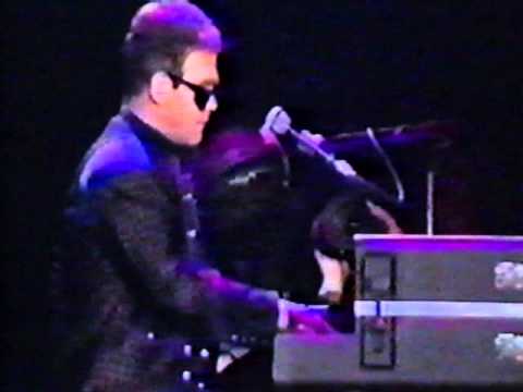 Elton John - Prince's Trust Concert UK 1987 - Your Song