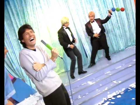 Juan Carlos, the announcer, and Juan Alberto Badía - Videoamtch