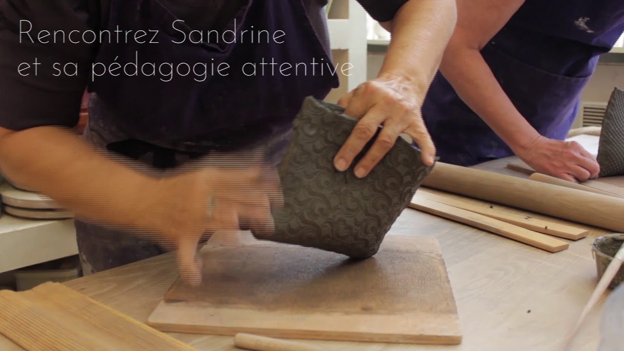 Modelez vos pots de fleurs en céramique - Video