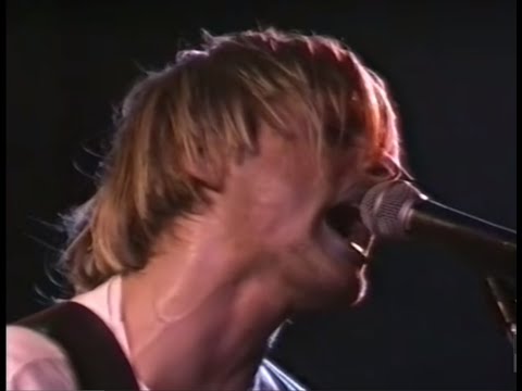 Nirvana live performance 10/25/90 Leeds Polytechnic (full concert)