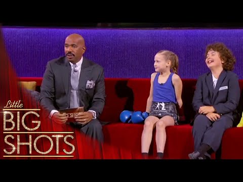 Steve Harvey Tries To Set Up Power Boxer Evnika With Her Interpretor 💘