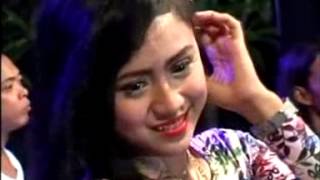 Download lagu Pesona   Fitri    OM Yonata Live Randu Padangan Gendang Cak Met 2015 mp3