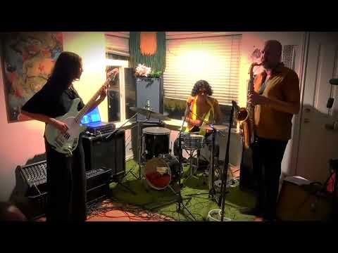 The Magic Triangle- First Tune. Clip Live at 850 STUDIOS