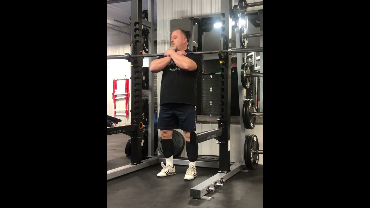 Bodybuilding-Style Front Squats | A Beginners How-To #Shorts