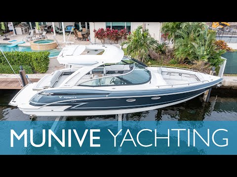 Formula 330 Crossover Bowrider (2020) With Twin Ilmor 365HP Inboard/ Outboard Engines - Boat Review