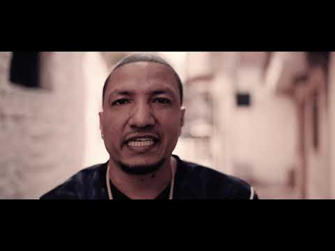 IZLA " Camina En Mis Zapatos" (Video Oficial)