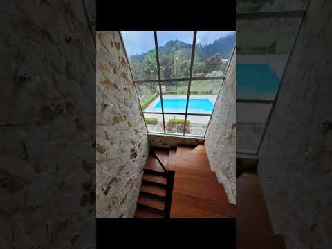 VENTA DE FINCA EN CIUDAD BOLIVAR ANT, BUEN TERRENO Y CON TODAS LAS COMODIDADES. VALOR: 2.300.000.000