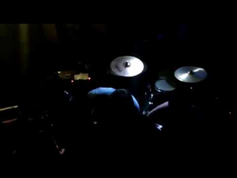 Vuelco Nocturno. A Vivirla Bar