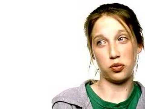 There Was Something About This Girl In This 2002 Apple Commercial That Really Resonated With People
