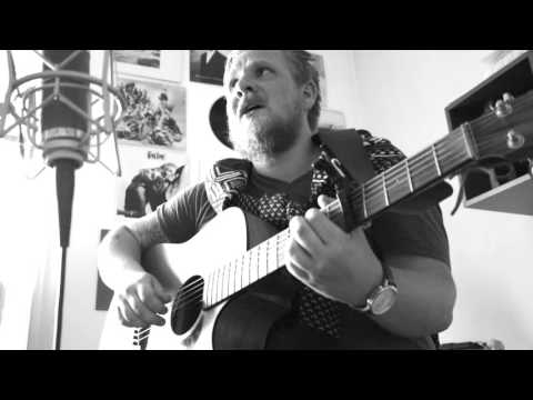 Solitude   Jeppe Almskou Acoustic live session