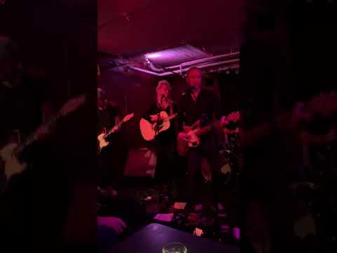 TOMMA INTET - The hole