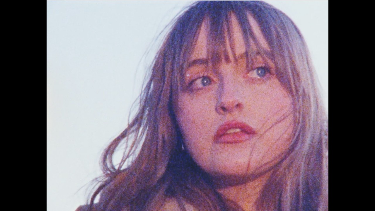 Nell Mescal - Kissing The Ground (Official Visualiser) - YouTube