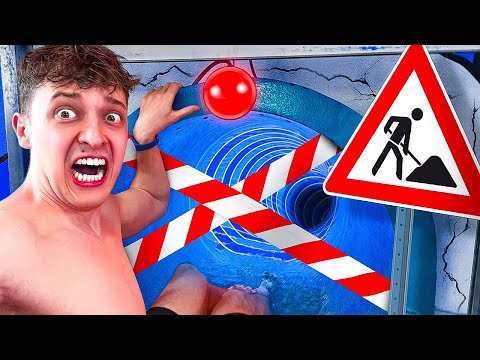 Ich rutsche eine ABGESPERRTE WASSER RUTSCHE (geht schief)