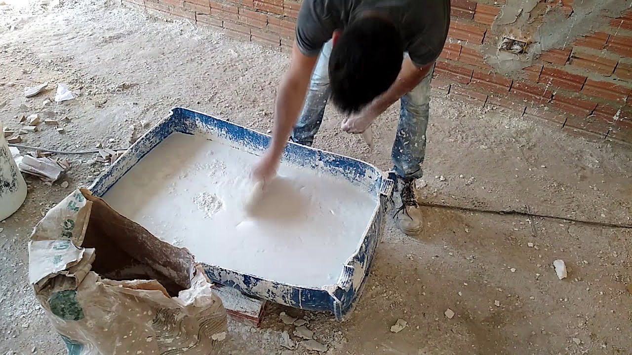 GESSO LISO, COMO APLICAR DE FORMA RÁPIDA. REBOCO DE GESSO