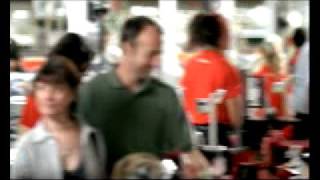 Tami Neilson sings "Feeling Good" in The Warehouse Ad!