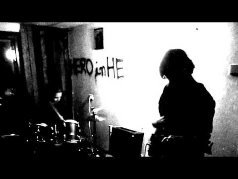 Unknown Existence - Punk's not dead