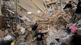 video: Beirut explosion: 300,000 homeless, 135 dead and food stocks destroyed - latest news and video
