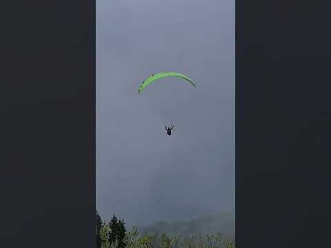 Paraglider Takeoff 9 from Swiss Mountain Klewenalp #shorts