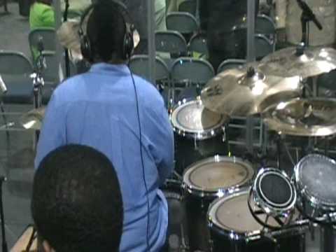 COOPER TEMPLE AT COGIC AIM 2009