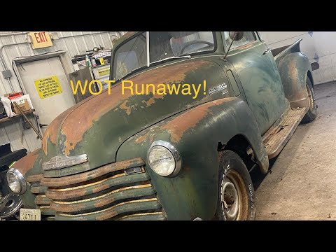 1950 Chevy 3100 FIRST START in 35+ years! Will it run? *RunAway*