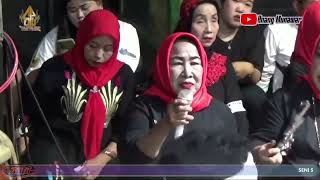 Download lagu Celempungan Topeng Pendul Sinar Pusaka Warna mp3 Download lagu Celempungan Topeng Pendul Sinar Pusaka Warna mp3