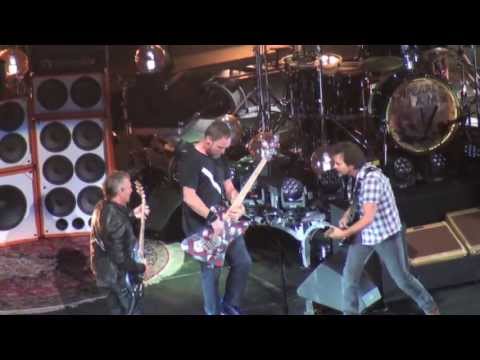 Pearl Jam - Lightning Bolt - Philadelphia 10/22/13