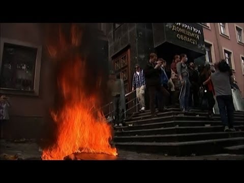 Pro-Russian separatists control symbols of power in Donetsk