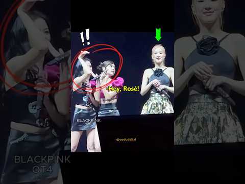 When Lisa wants to make a heart shape with Jisoo and Rosé!!❤️ #lisa #jisoo #rose