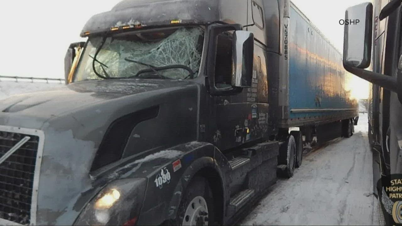 Video provides glimpse of Ohio Turnpike snowplow incident