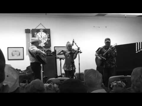 Amaya Rose at the Western Open Fiddle Championships 2015