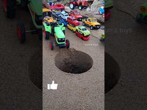 jcb lks pushing autorickshaw tractor in to deep pit #jcb #jcpbackhoe #jcbjcb #jcbgadi #jcpvideos p91