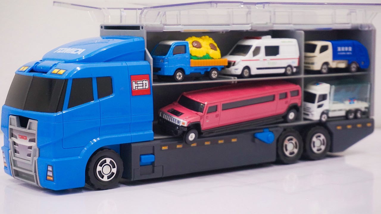 トミカ☆ミニカーを開封してコンボイへ収納！最後は水中緊急走行テスト！ Tomica cars unboxed and stored in convoy → driving test
