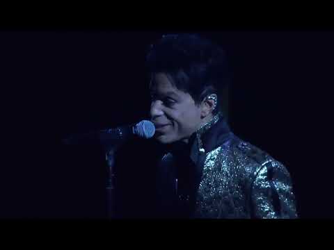 PRINCE LIVE   LOS ANGELES FORUM, April 28, 2011