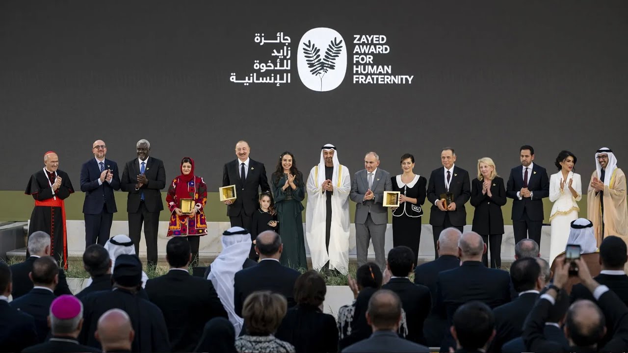 صورة بعنوان: Youtube Image