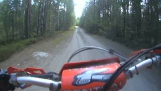preview picture of video 'Ktm Exc 400 Racing, random driving in Finland summer 2014. Shaky video version.'