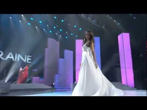 Miss Universe 2011 Preliminary - UKRAINE (Olesya Stefanko)
